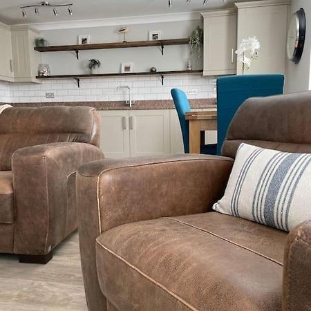 Seaside Modern Apartment 웨스트워드 호 외부 사진
